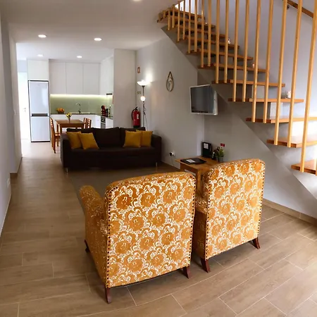 Casa Guilhermina Tatil Evi Lagoa (Azores)